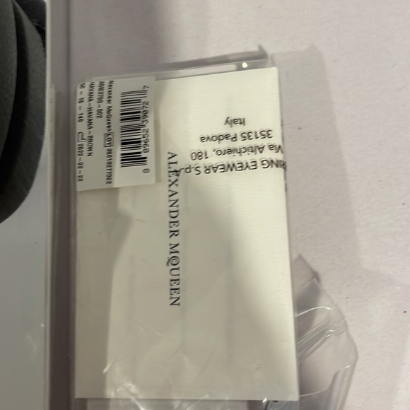 ALEXANDER MCQUEEN BUTTERFLY AM0370S-002 WOMEN'S SUNGLASSES - Picture 12 of 12